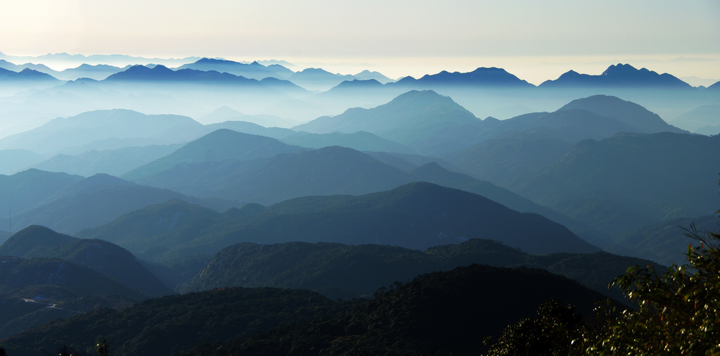 群峰叠恋