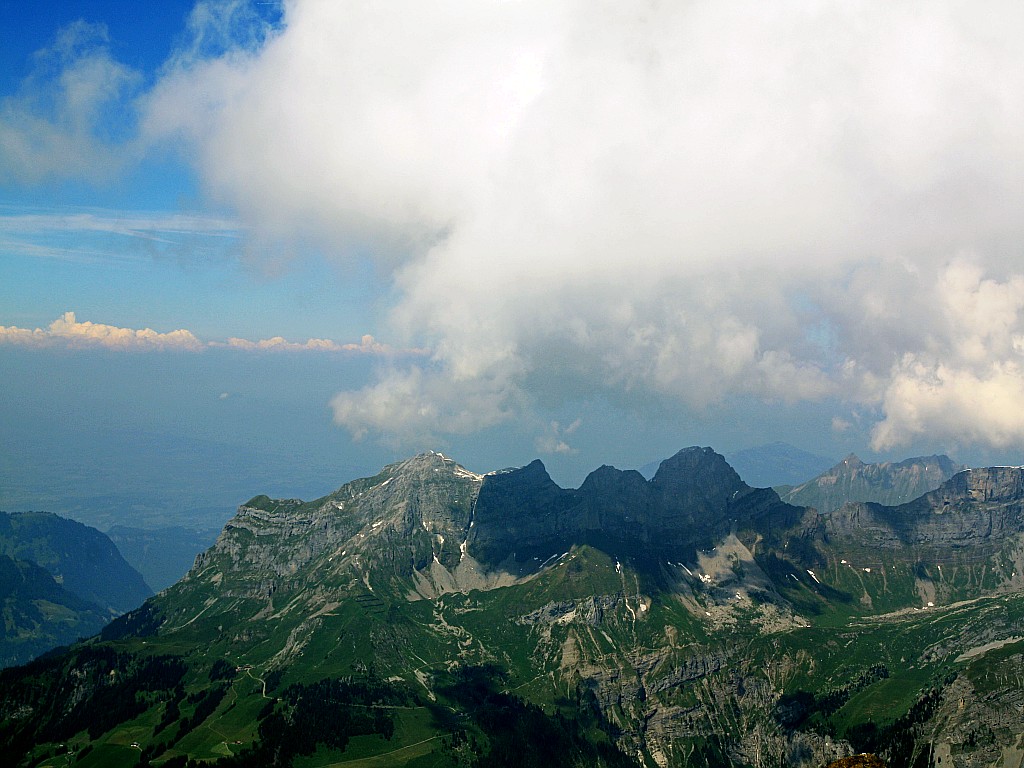 山上山下