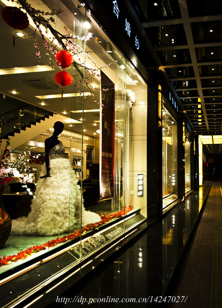 蔡司18定焦 - 尼康 D700(单机) 样张 - PConline