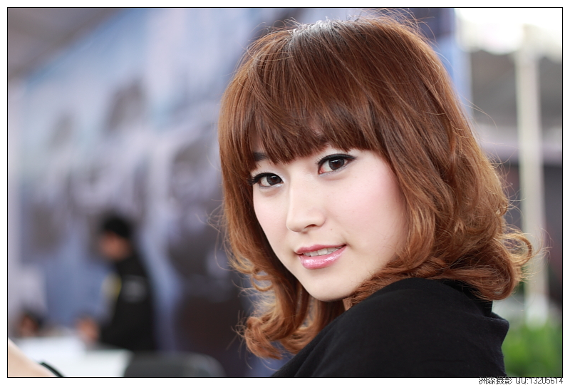 【漂亮的车模摄影图片】海口车展人像摄影