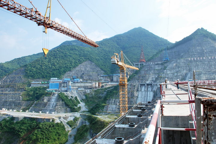 答:不是的珊溪水利枢纽工程是国家重点建设项目和温州市首个利用亚行