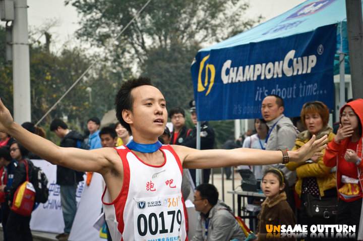 【2011重庆国际马拉松+表情篇三摄影图片】重