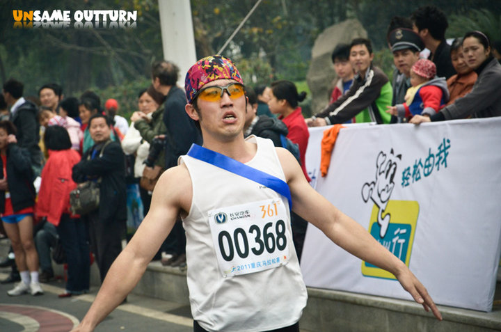 【2011重庆国际马拉松 表情篇四摄影图片】重