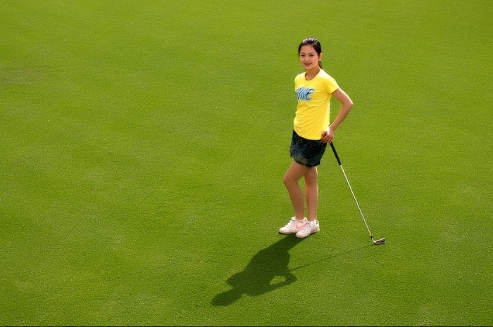【美女高尔夫人像摄影图片】西安乐游园高尔夫