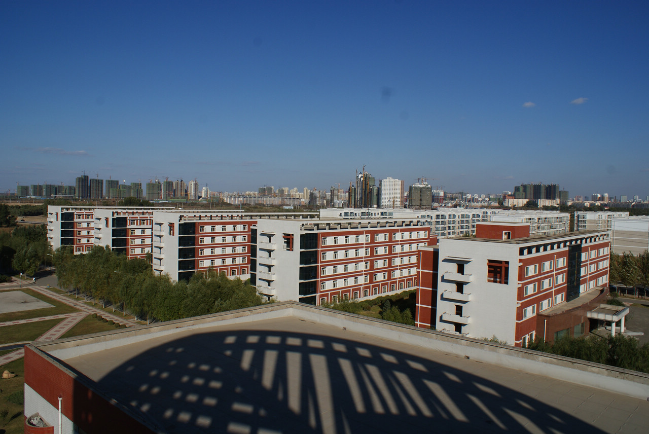 哈三中俯瞰鸟瞰哈尔滨市第三中学群力校区