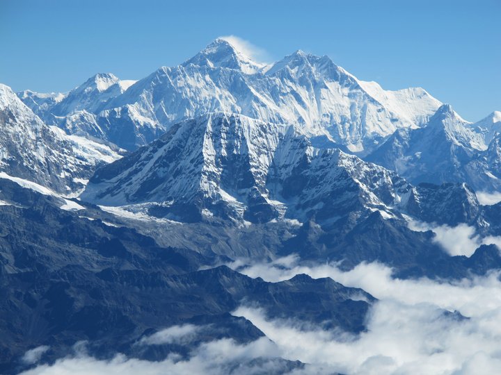 【尼泊尔航拍珠穆朗玛峰摄影图片】尼泊尔纪实摄影