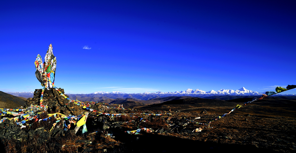 贡嘎山 亚拉神山