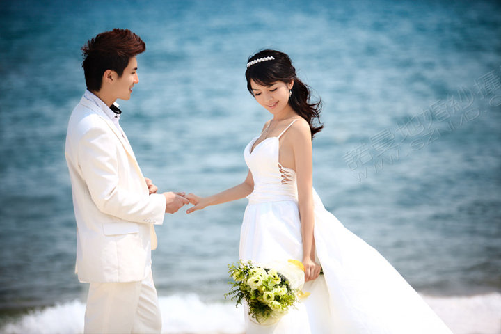【深圳诺曼地婚纱摄影夏季玫瑰海岸组一摄影图