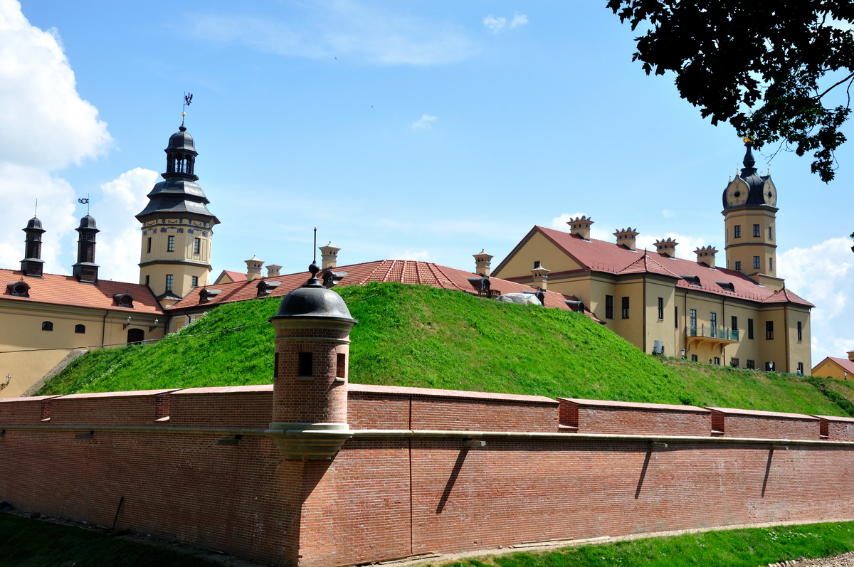 涅斯维日城堡-白俄罗斯的中世纪城堡高清摄影大图-千库网