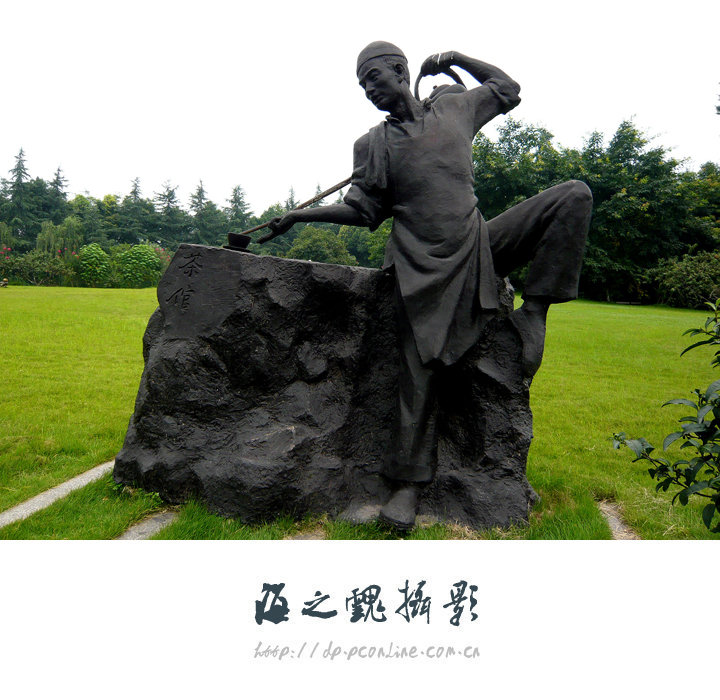 【四川之旅-《竹叶青茶博园里的泥塑像》摄影