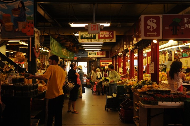 【多伦多一个肉菜市场摄影图片】多伦多纪实摄