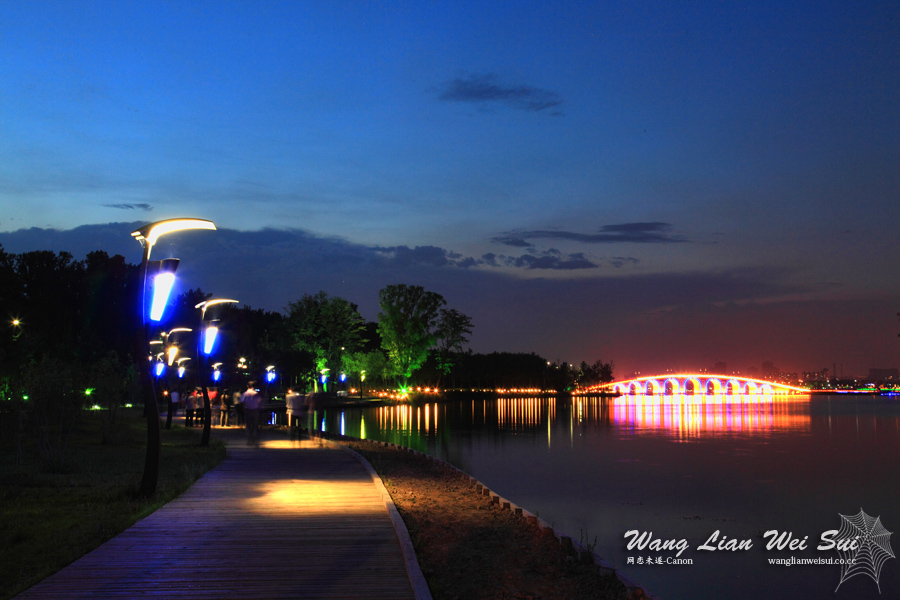 【唐山南湖夜景摄影图片】唐山南湖和唐人街风
