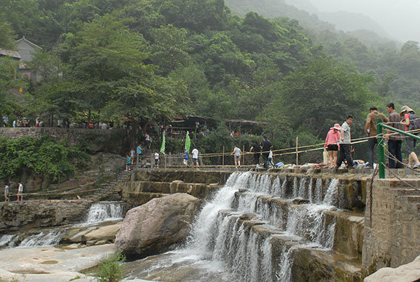 八里沟旅游风景照片实拍