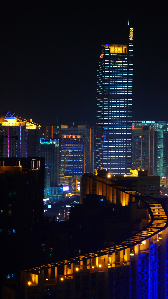 【灯光璀璨的南宁夜景摄影图片】南宁市风光摄影_电脑