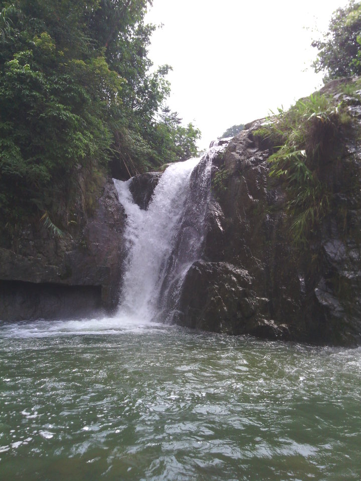 游山玩水