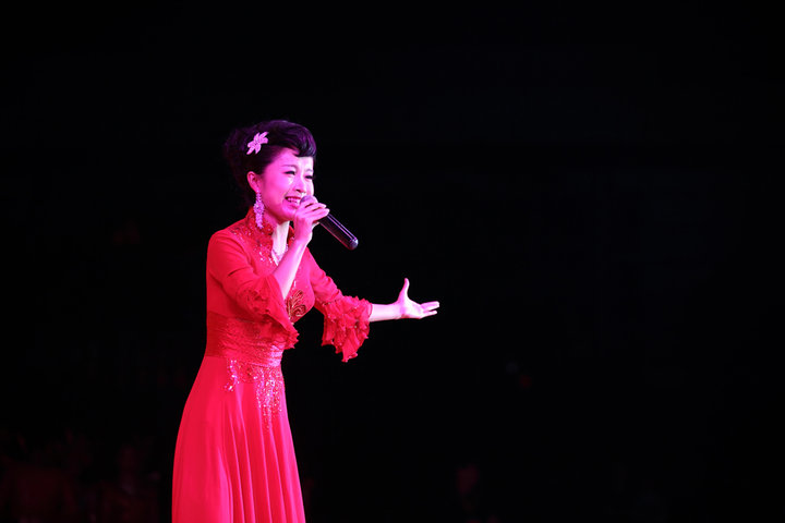 2010年中国红歌会大赛冠军——郑璐