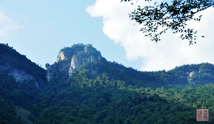 江背山大峡谷