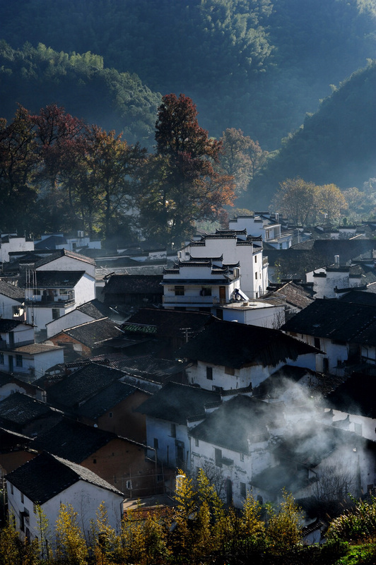 梦幻小山村