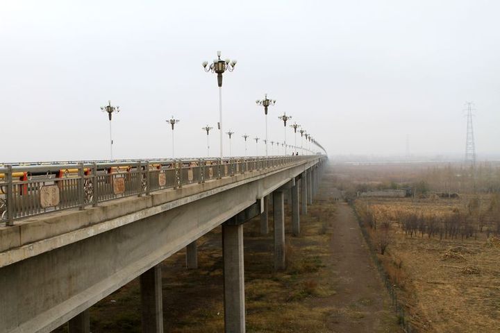 【新疆伊犁大桥冬天景色摄影图片】新疆伊犁纪