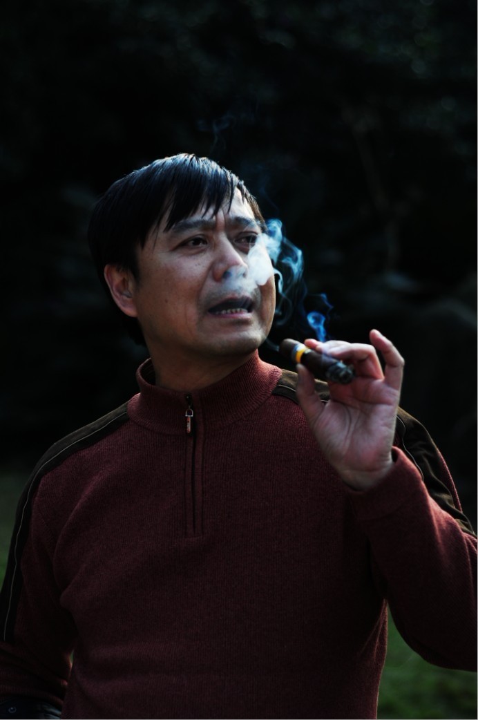 【抽雪茄者摄影图片】重庆南岸人像摄影