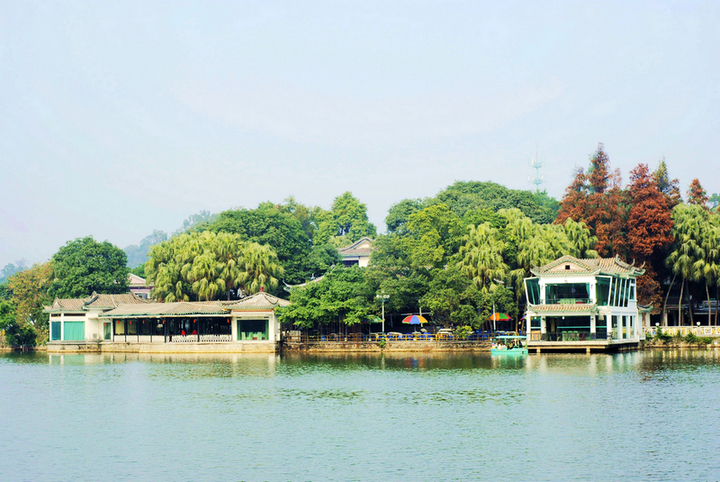 圭峰山玉湖风景区3