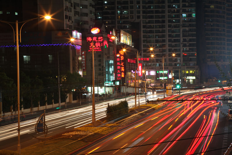 街区夜景