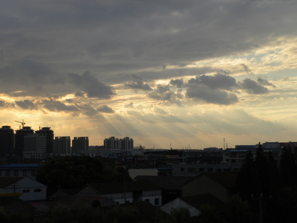 雨后夕阳