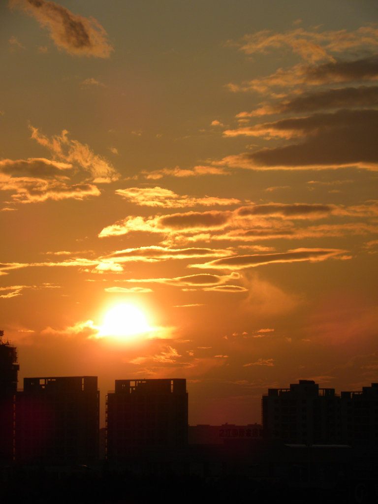 雨后夕阳