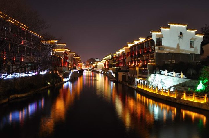 夜游秦淮河