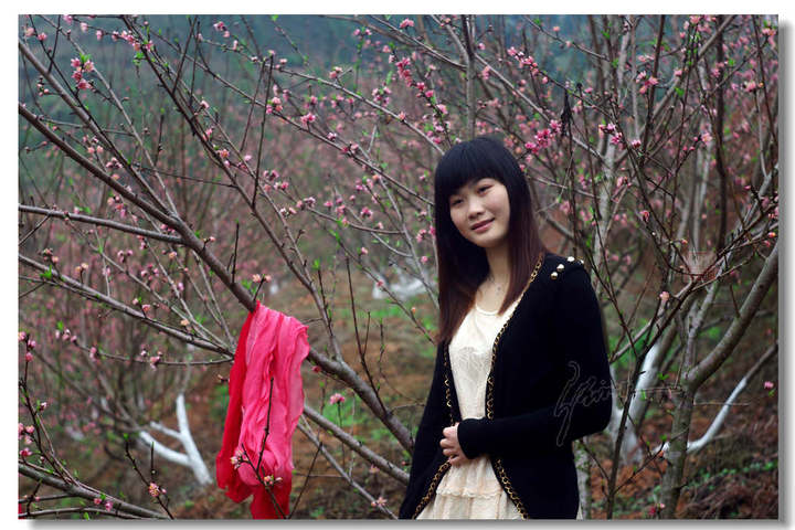 【桃花园里俏佳人摄影图片】罗定市人像摄影_太平洋网