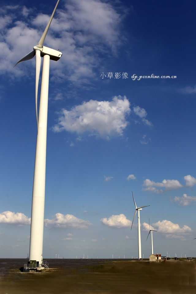 【全国规模最大的海上风电场在南通建成摄影图