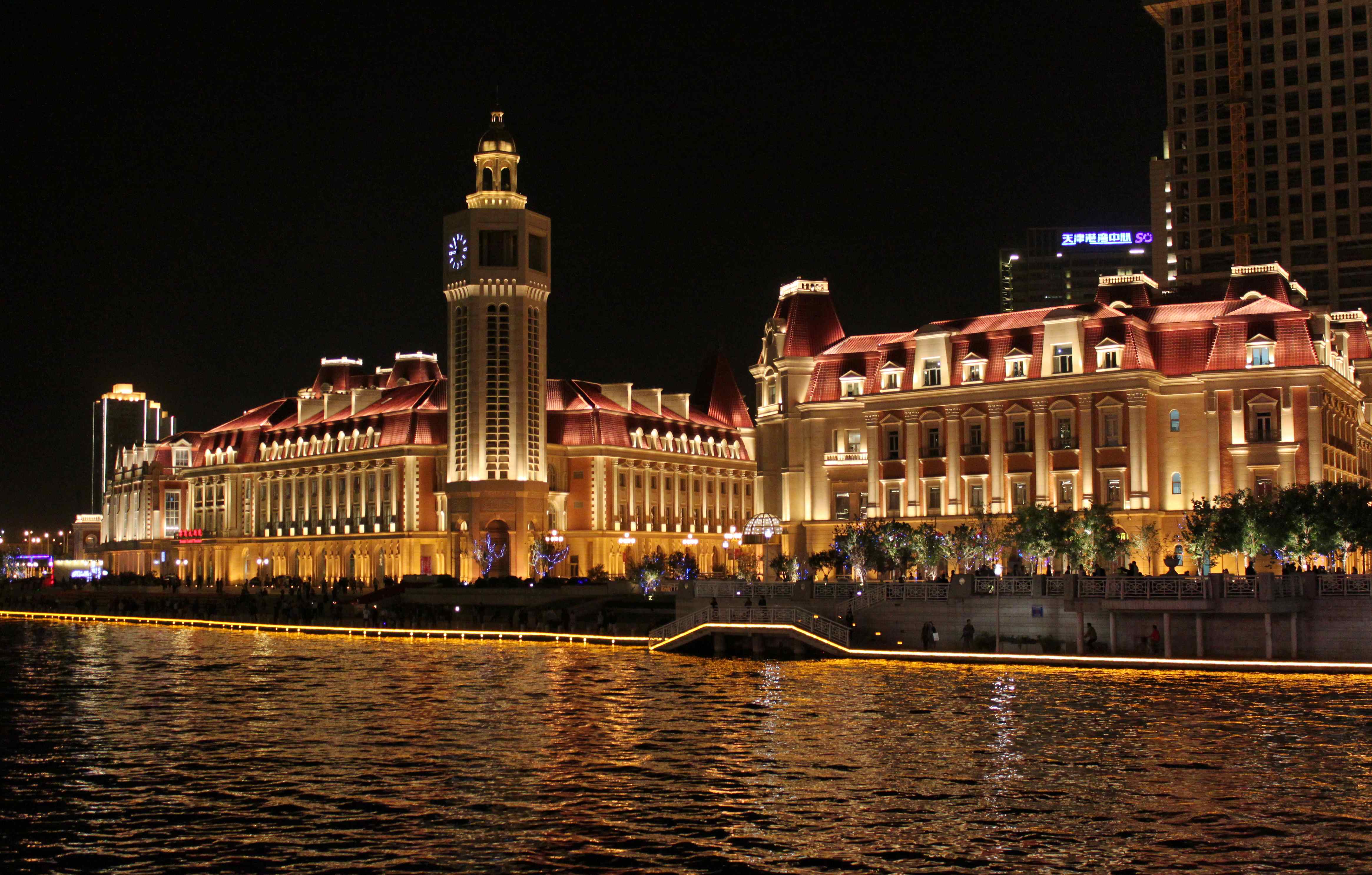 【携程攻略】天津天津海河文化广场景点,来天津必去，尤其是夜游海河，见证天津古老的美，天津也就是这些老房…