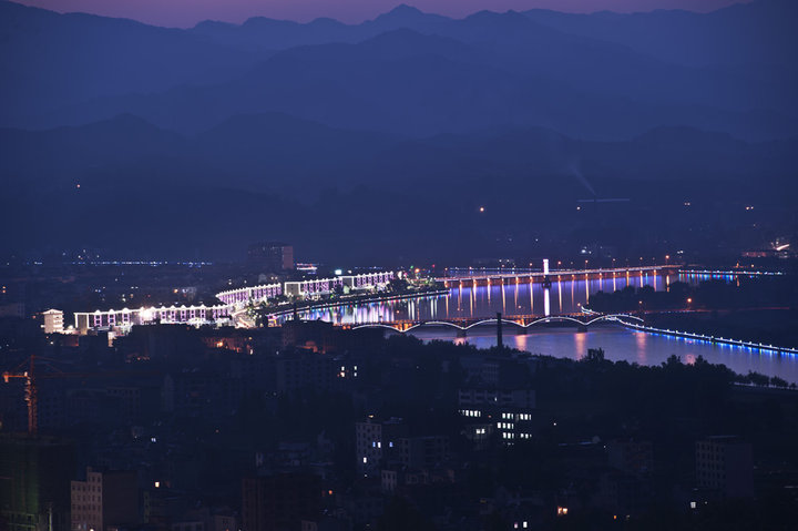 房县县城夜景摄影图片】房县风光旅游摄影