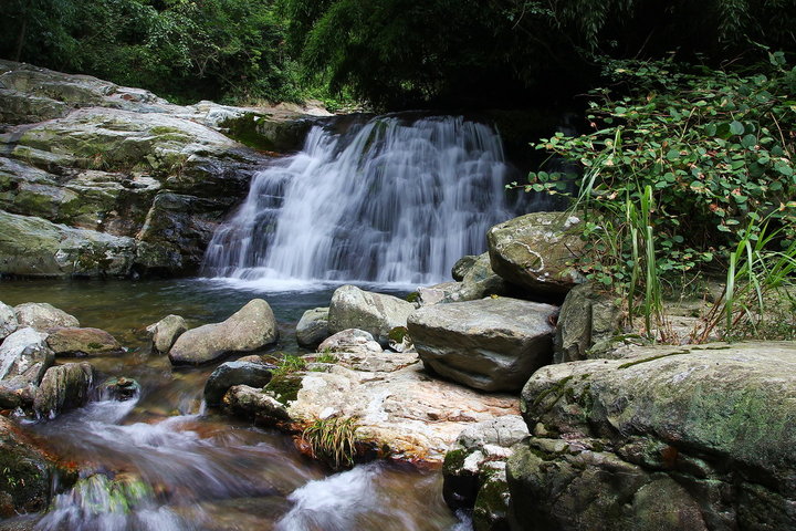 丝丝流水