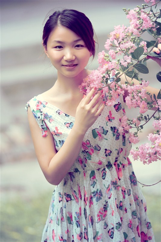 【城墙边的女孩摄影图片】荆州古城人像摄影_太平洋网