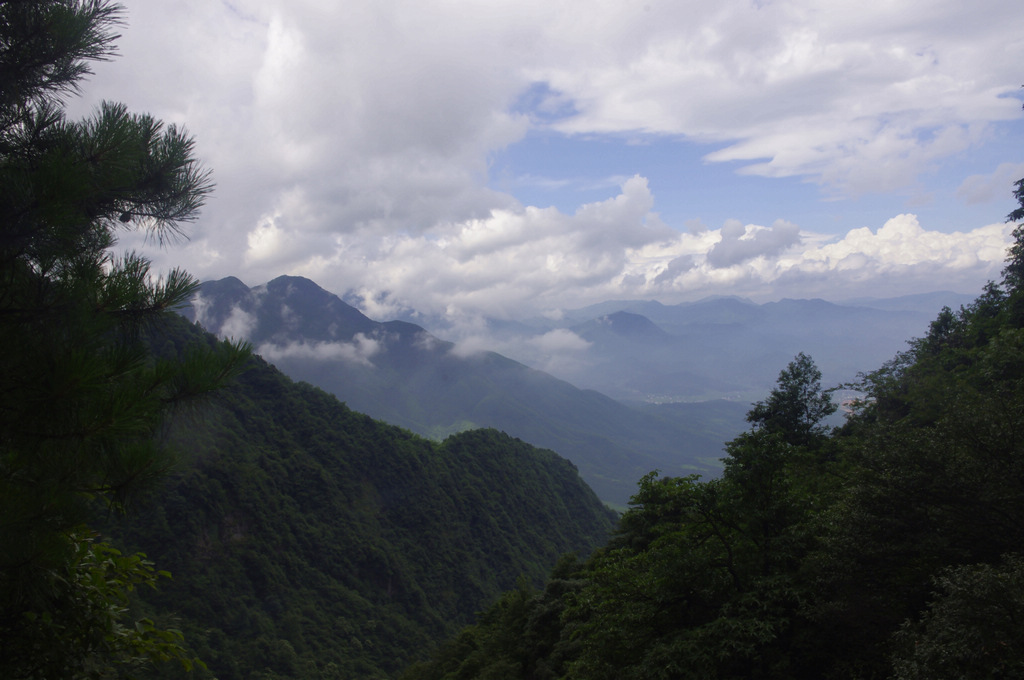 高山远眺