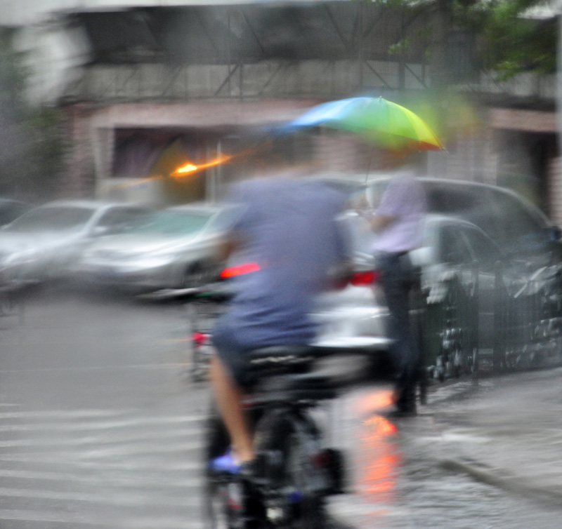 【上海昨天暴雨摄影图片】.纪实摄影_纲举目张_电脑