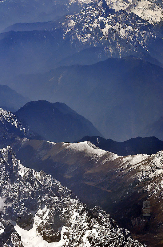 【飞机上看青藏高原摄影图片】拉萨-重庆的飞
