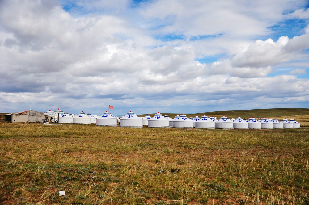 希拉穆仁大草原—蒙古包
