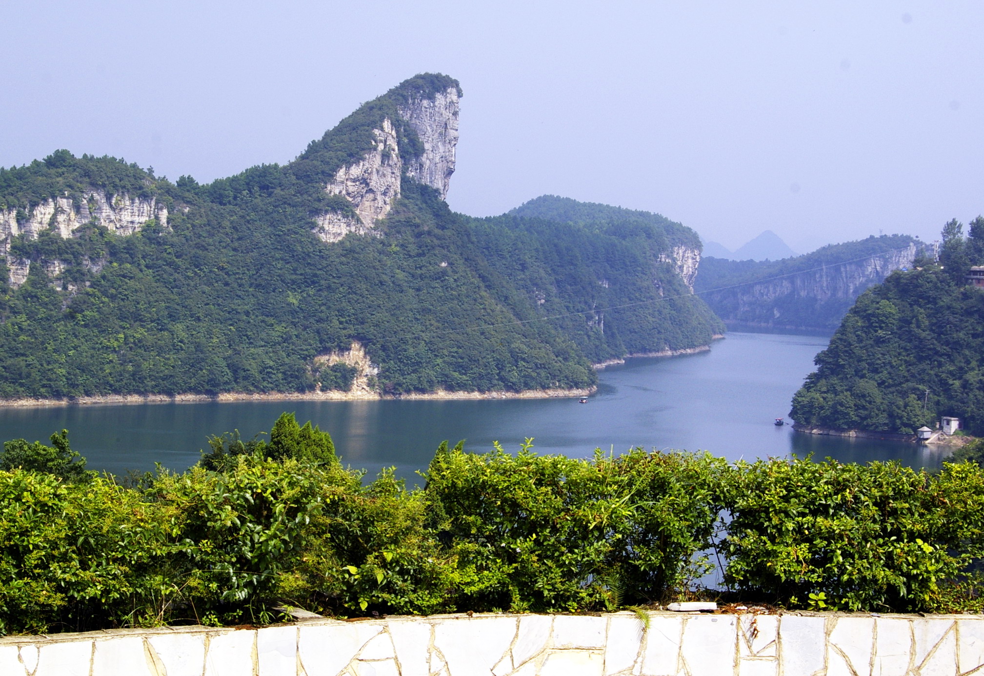 贵阳风景之兴隆半岛花溪半匹山