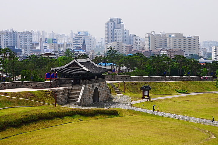 韩国水原华城