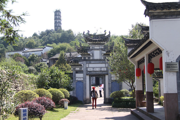 游安徽黄山古城岩景区