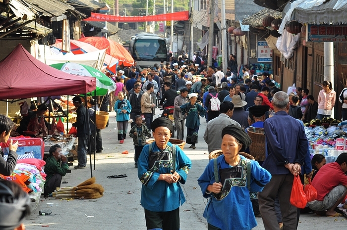 鼻子寨赶场