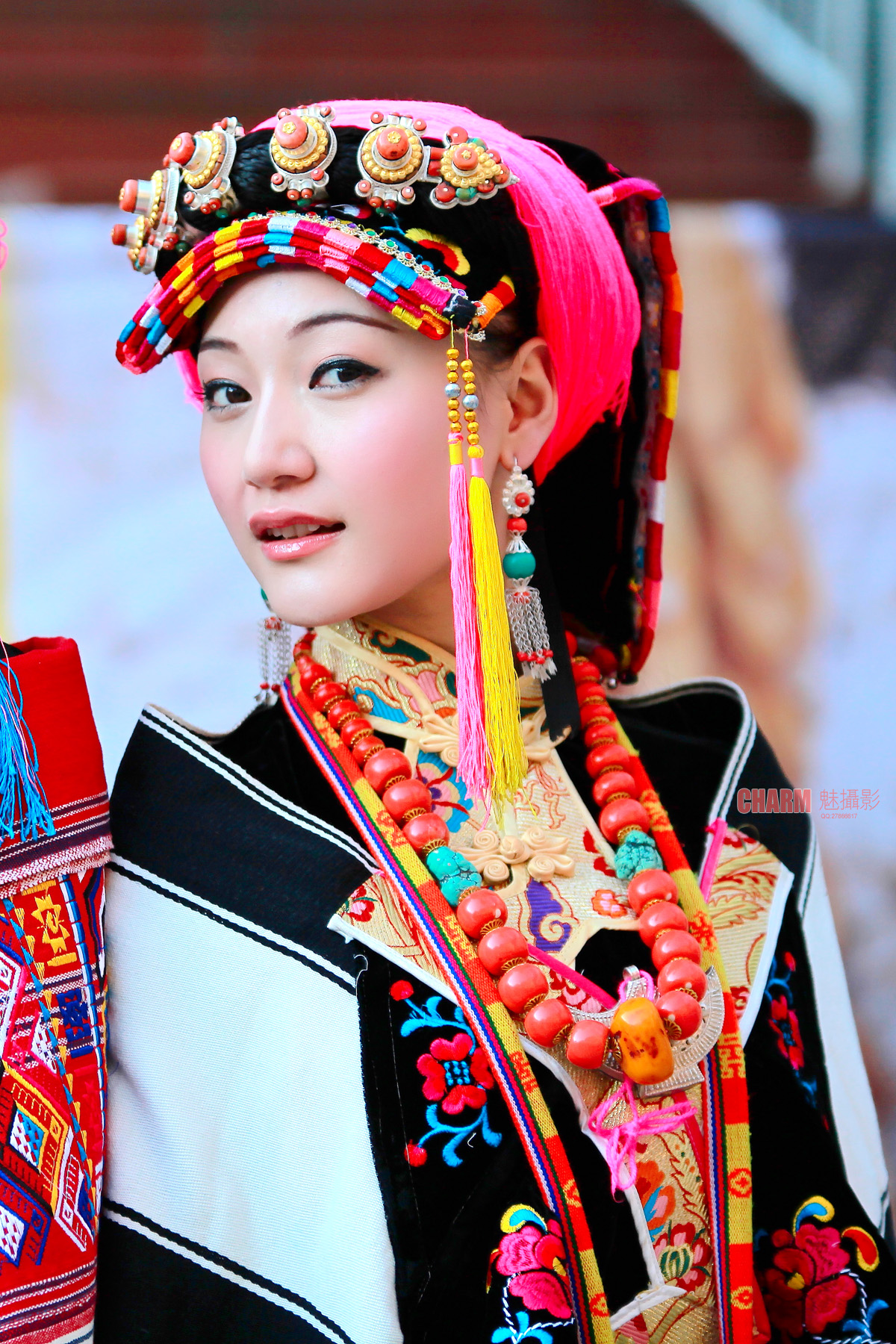 【丹巴*嘉绒美女摄影图片】丹巴甲居藏寨人像摄影_太平洋电脑网摄影部落