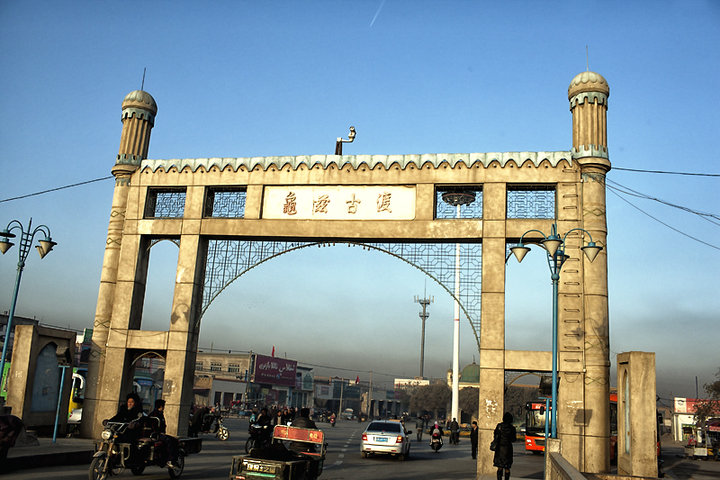 新疆库车县的早晨