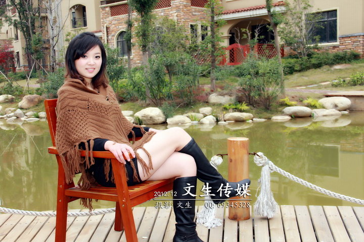 【冬日靓女摄影图片】南昌人像摄影_文生美女传媒图淋雨的图片