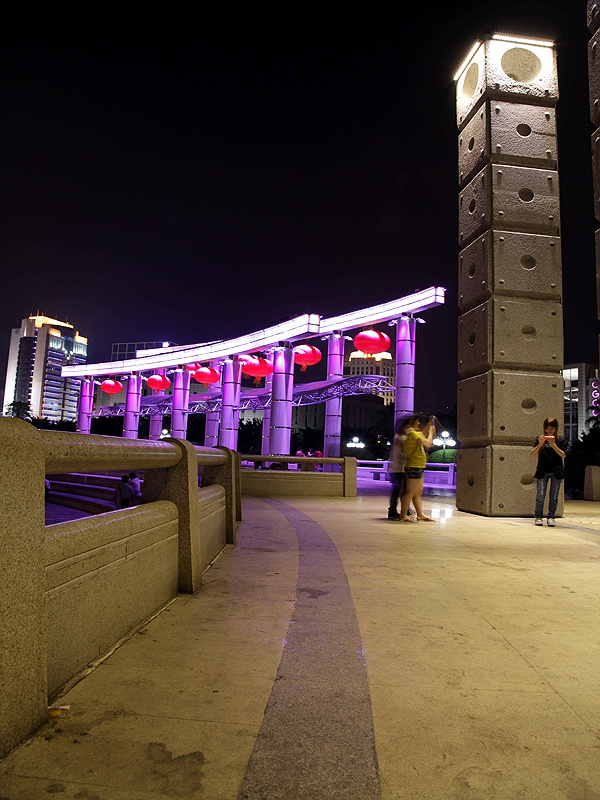 【龙城广场的夜景摄影图片】深圳市龙岗区龙城广场__.