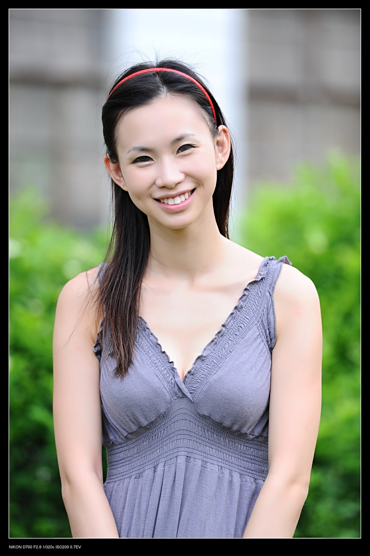 女大学生