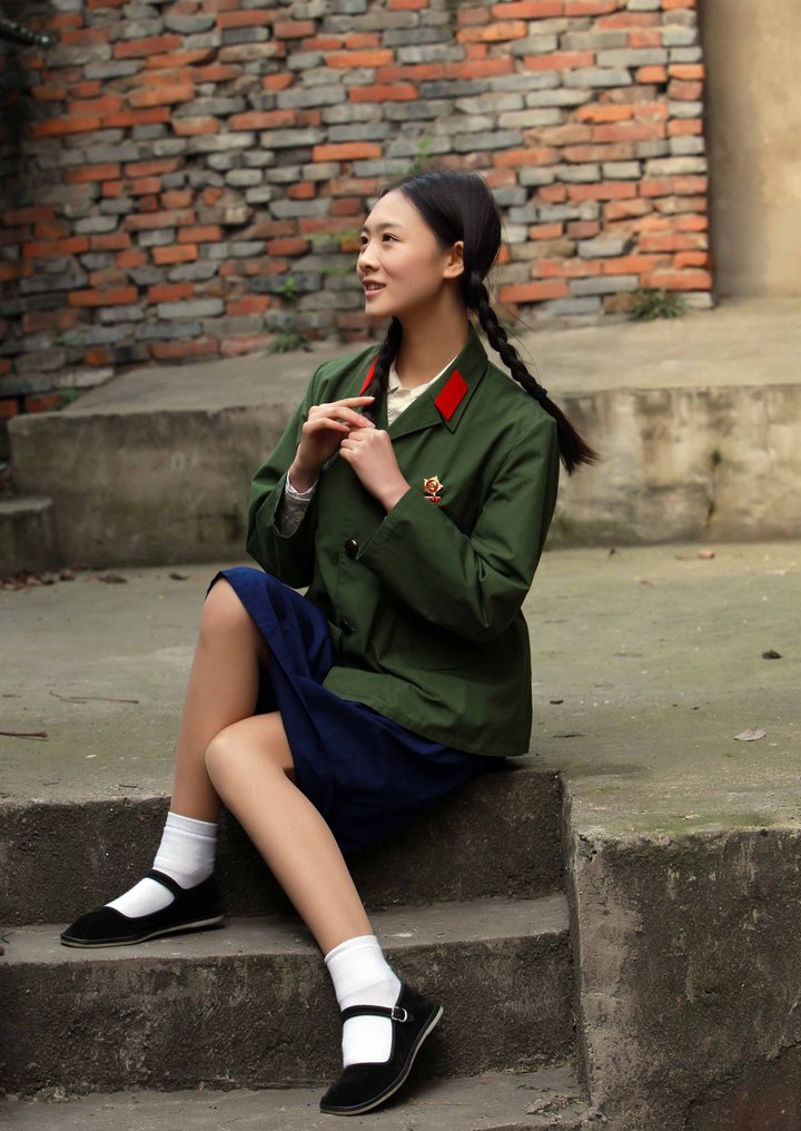 【花季女兵---最时尚的军装摄影图片】武汉人像