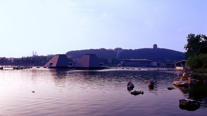 摄影部落 风光旅游 > 徐州--汉文化景区   查看大图